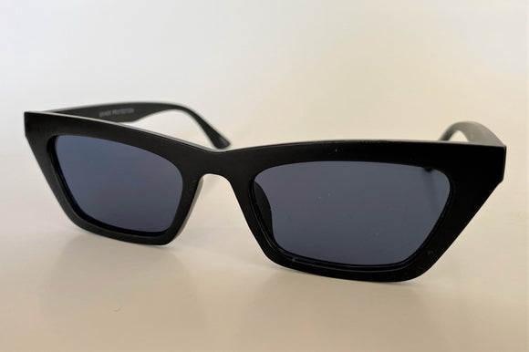 Small black Cat Eye Sunglasses